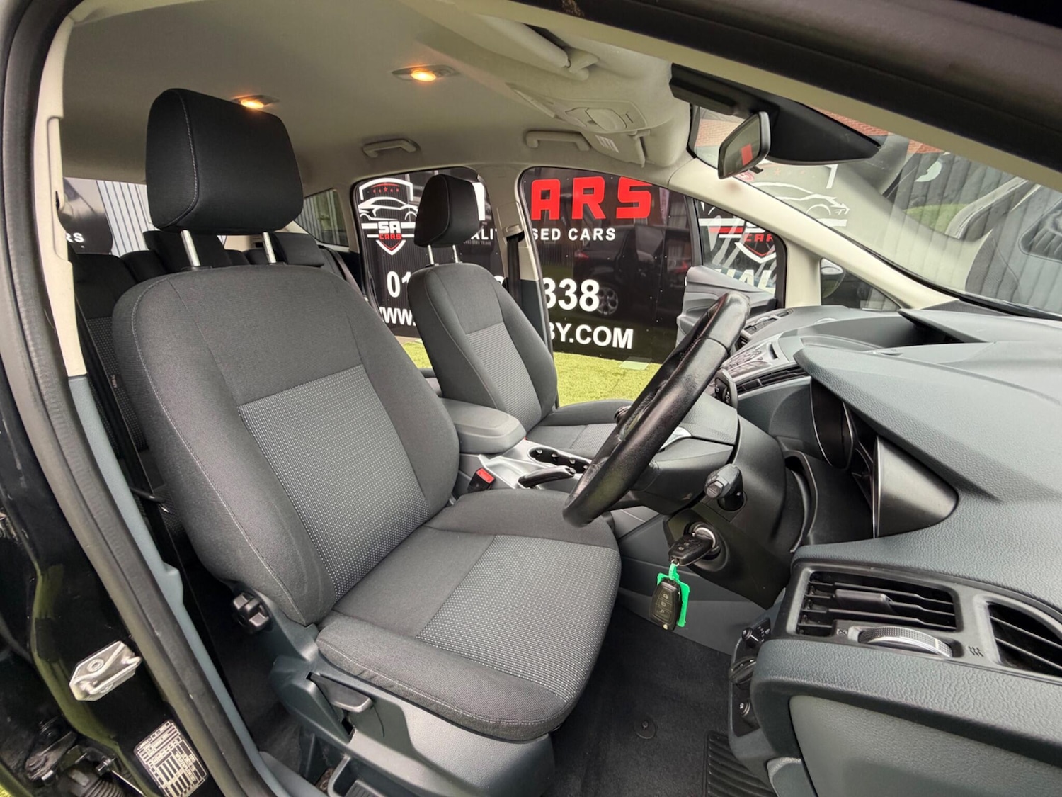 Used Ford C-Max 2013 for sale - 77646459: Photo 29