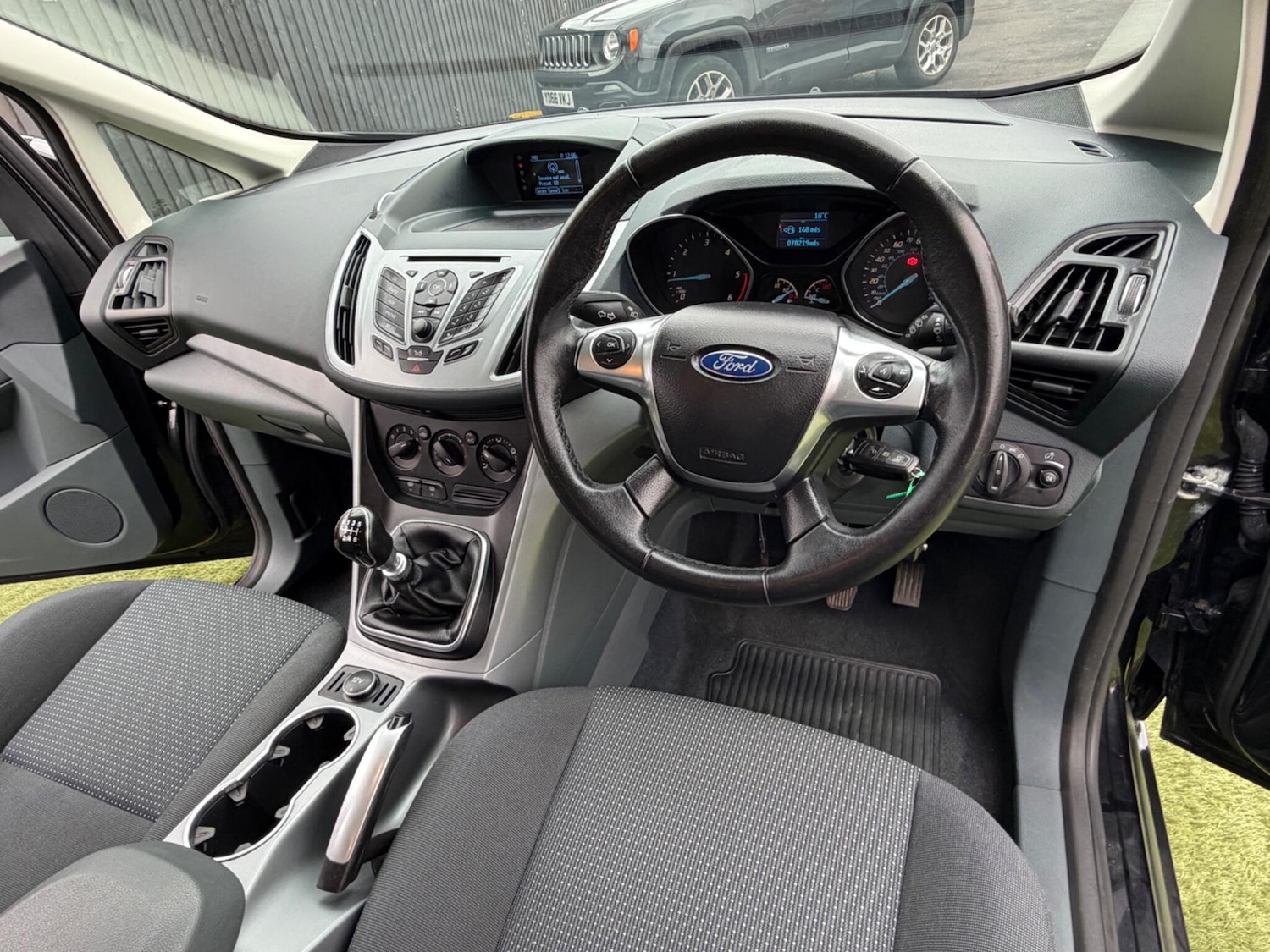 Used Ford C-Max 2013 for sale - 77646459: Photo 3