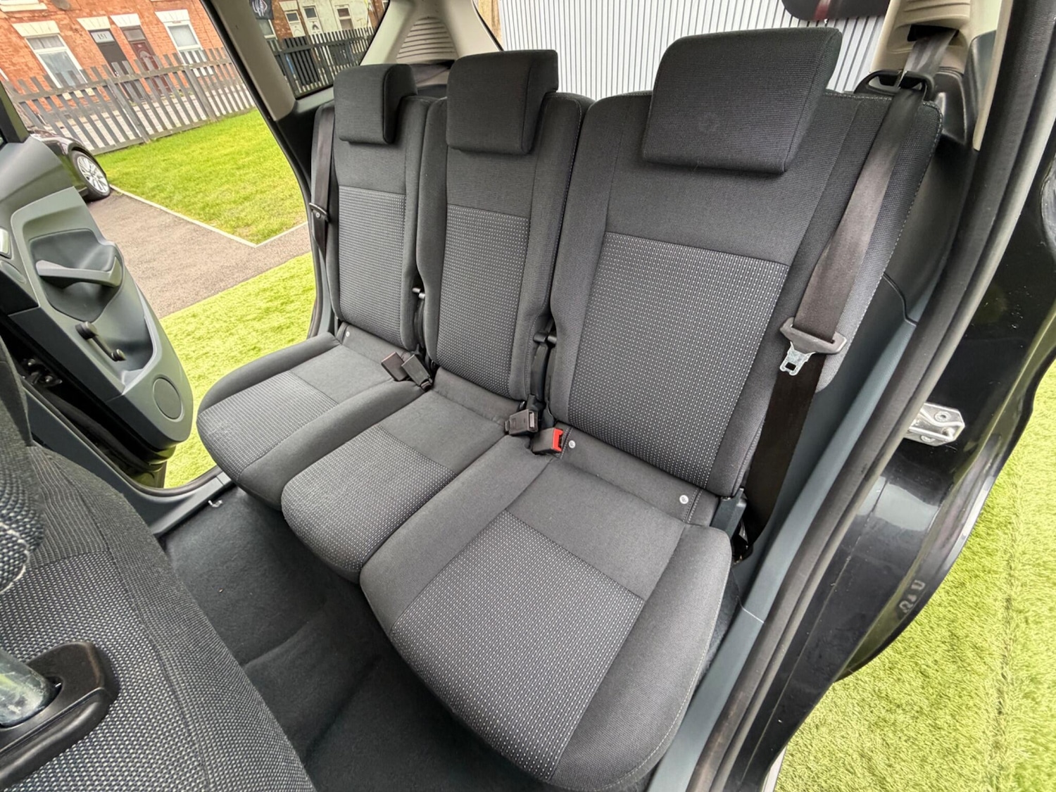 Used Ford C-Max 2013 for sale - 77646459: Photo 35