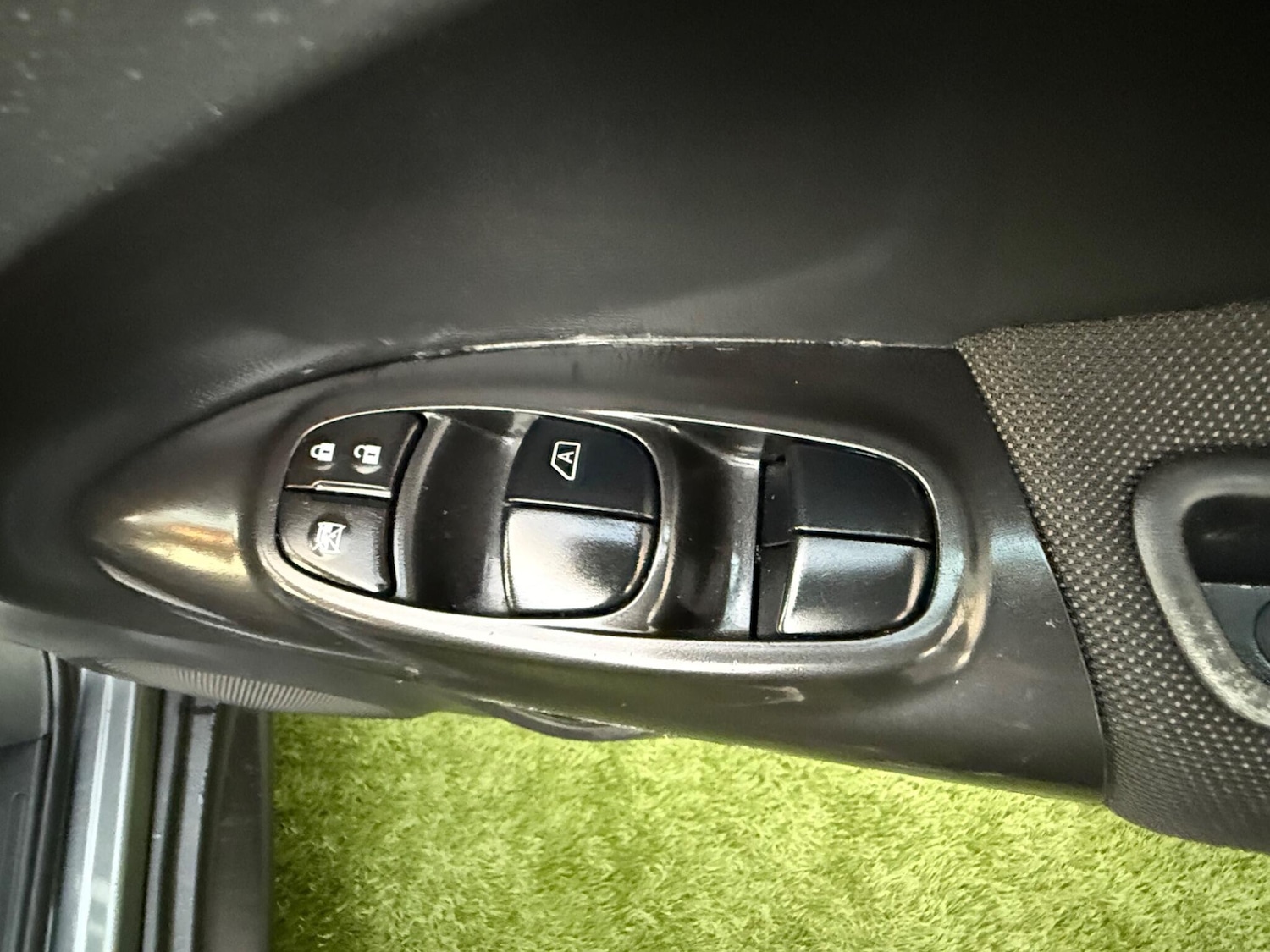 Used Nissan Juke 2014 for sale - 76446660: Photo 28