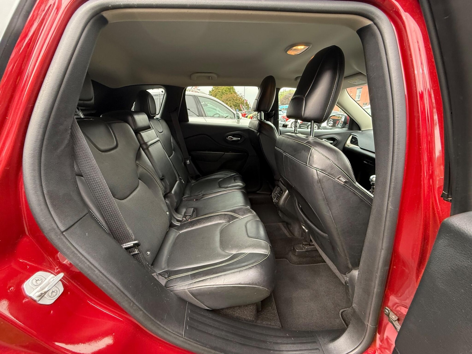 Used Jeep Cherokee 2014 for sale - 76703603: Photo 5