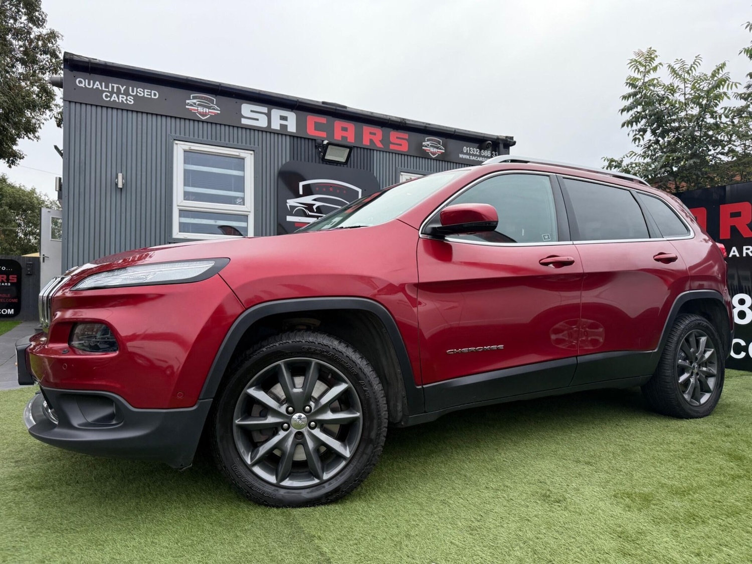 Used Jeep Cherokee 2014 for sale - 76703603: Photo 8