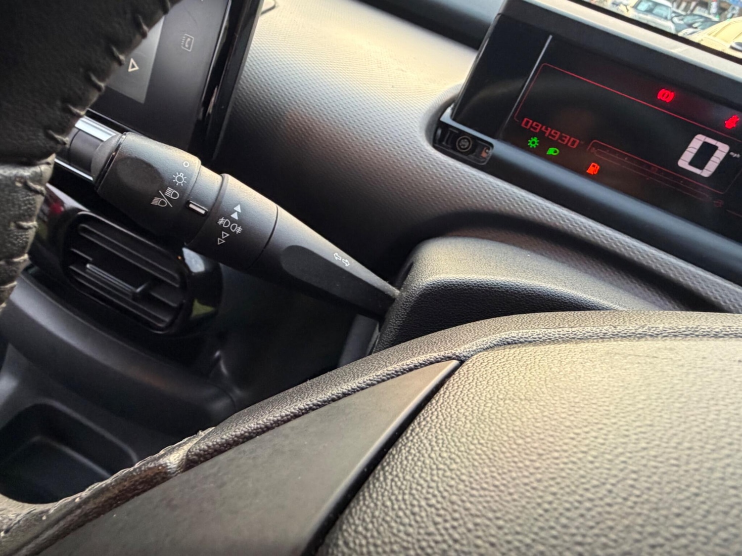 Used Citroen C4 Cactus for sale - 77768348: Photo 22