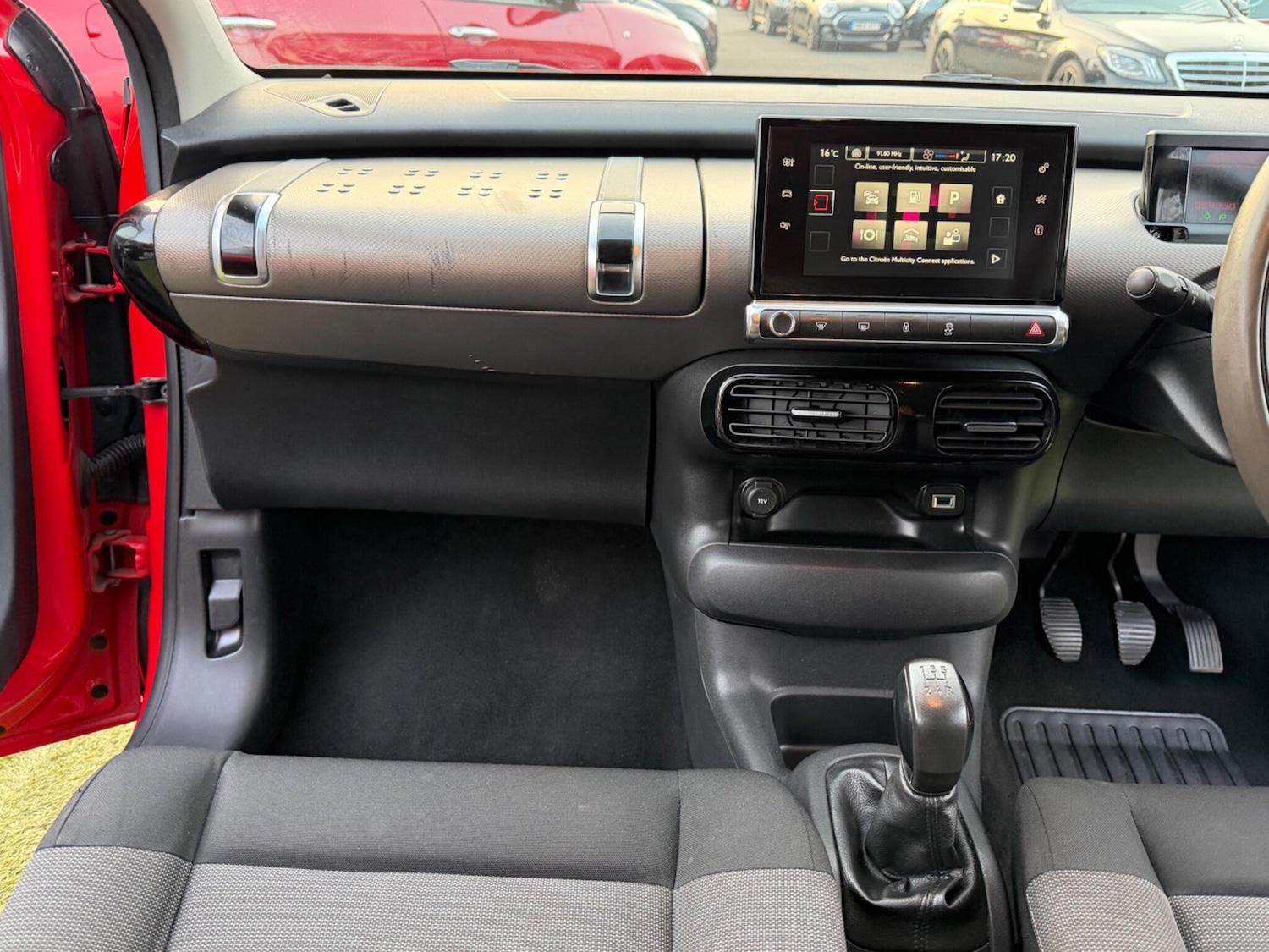 Used Citroen C4 Cactus for sale - 77768348: Photo 38