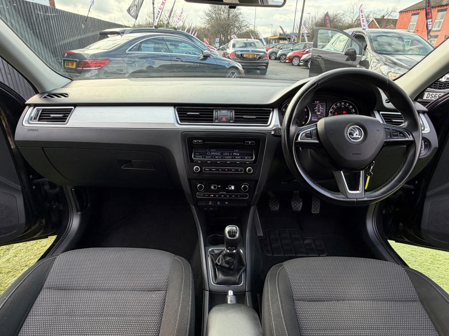 Used Skoda Rapid Spaceback for sale - 77704601: Photo 2