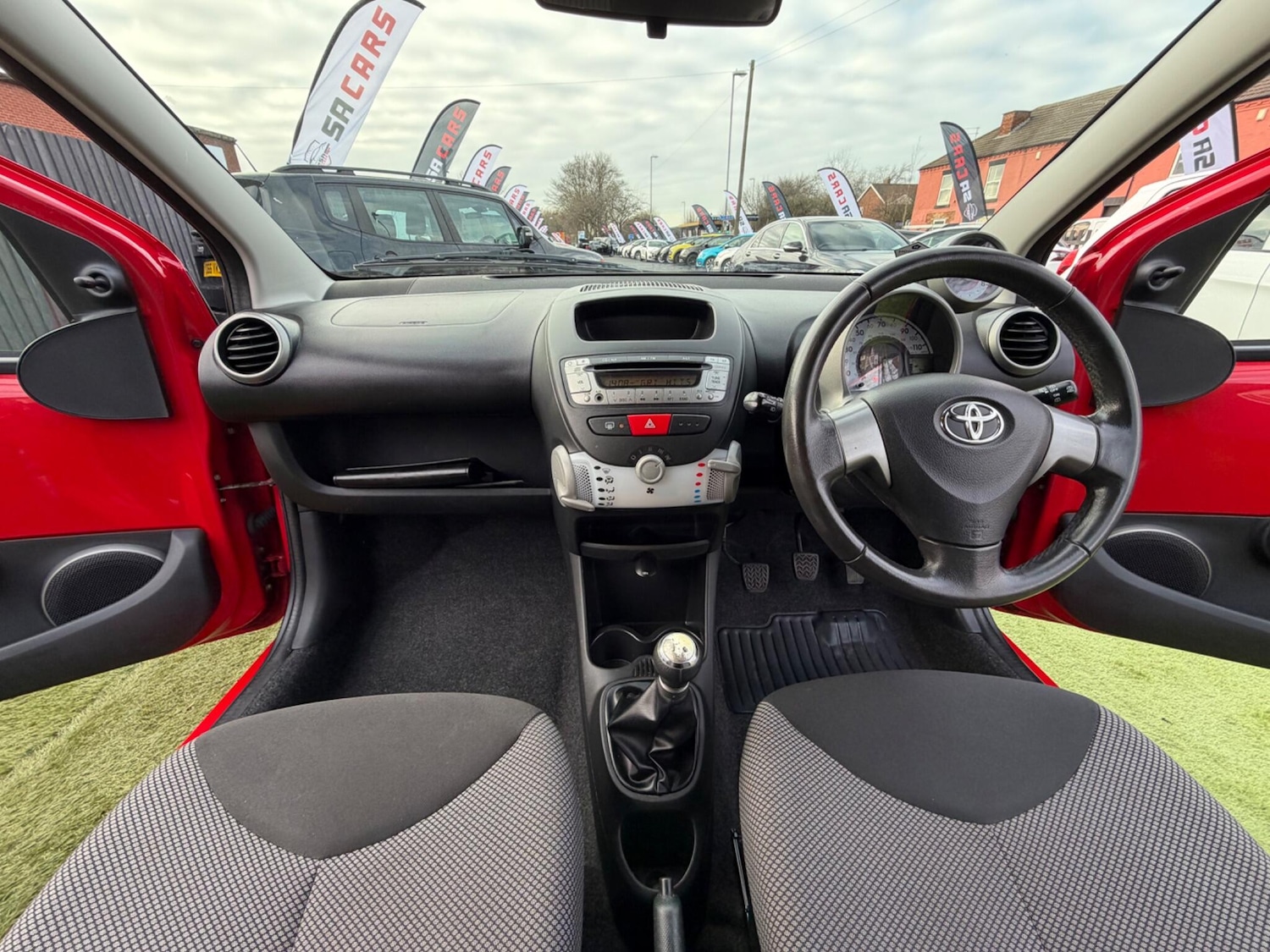 Used Toyota AYGO 2014 for sale - 77892849: Photo 30