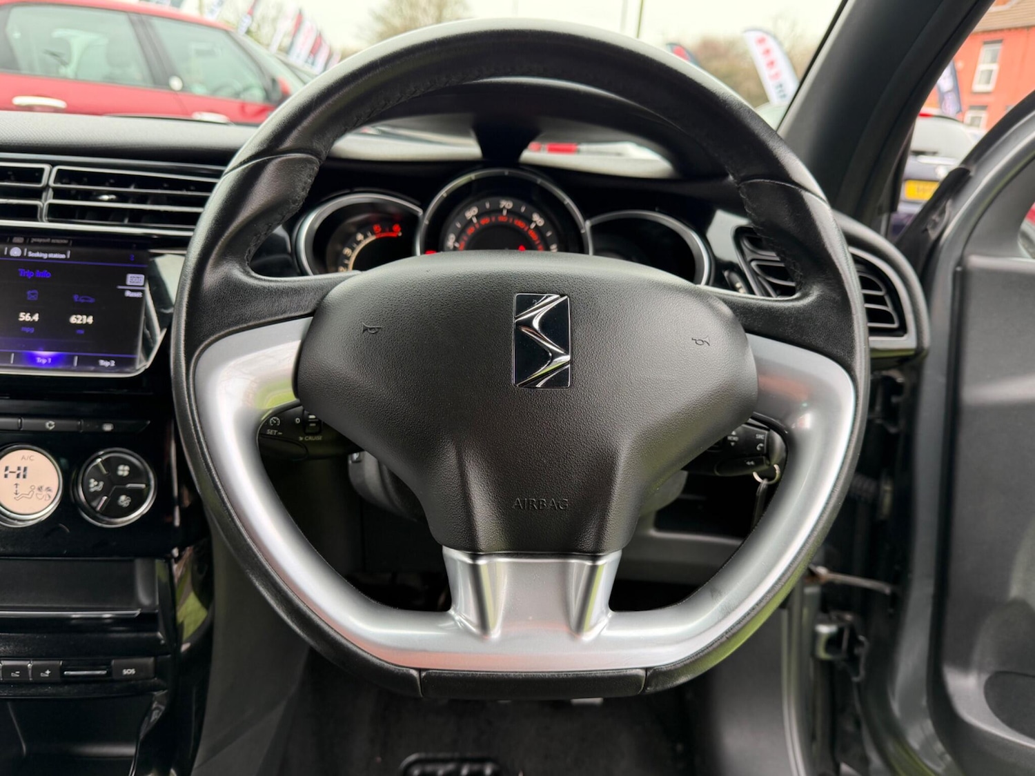 Used DS Automobiles DS 3 2015 for sale - 77783618: Photo 18