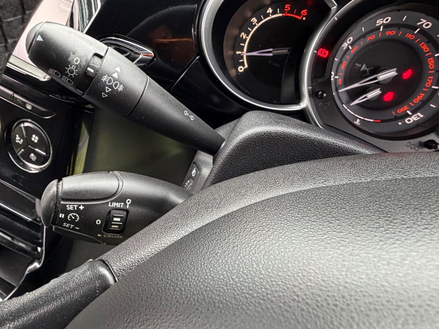 Used DS Automobiles DS 3 2015 for sale - 77783618: Photo 20