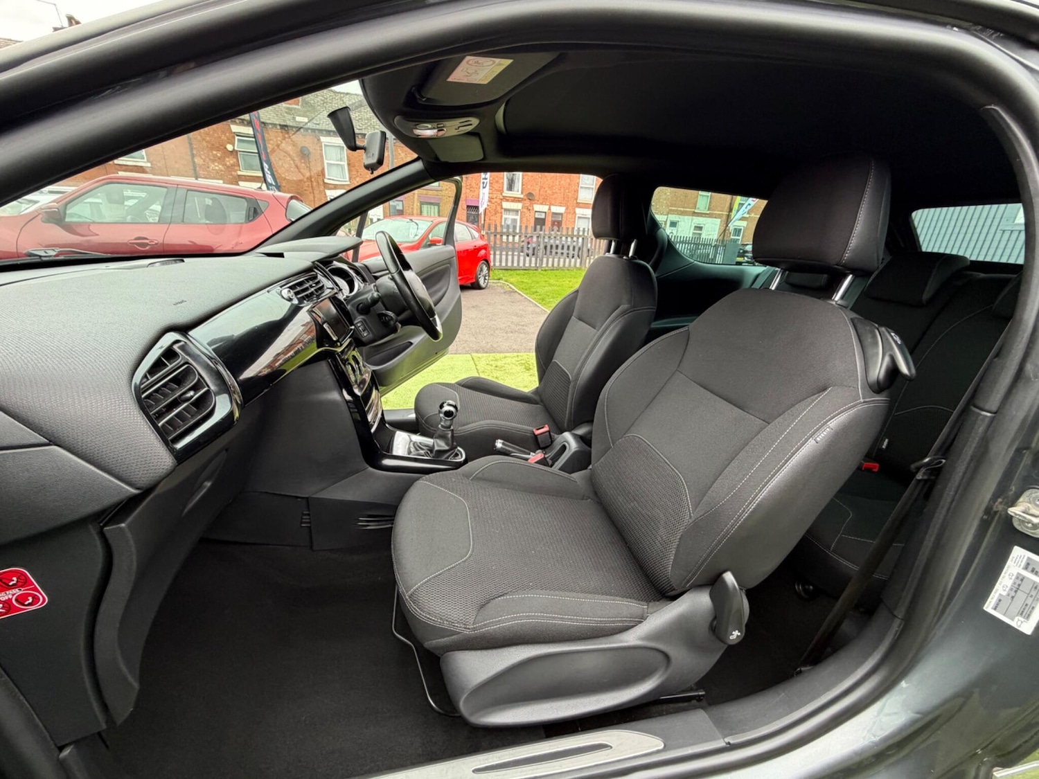 Used DS Automobiles DS 3 2015 for sale - 77783618: Photo 28