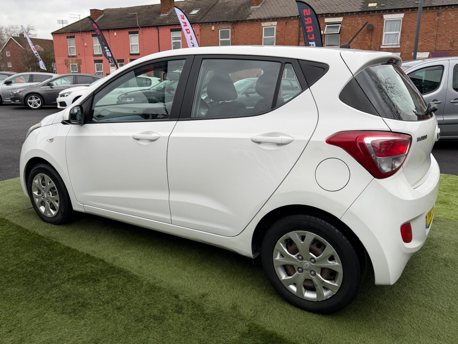 Used Hyundai i10 2014 for sale - 77305079: Photo 17