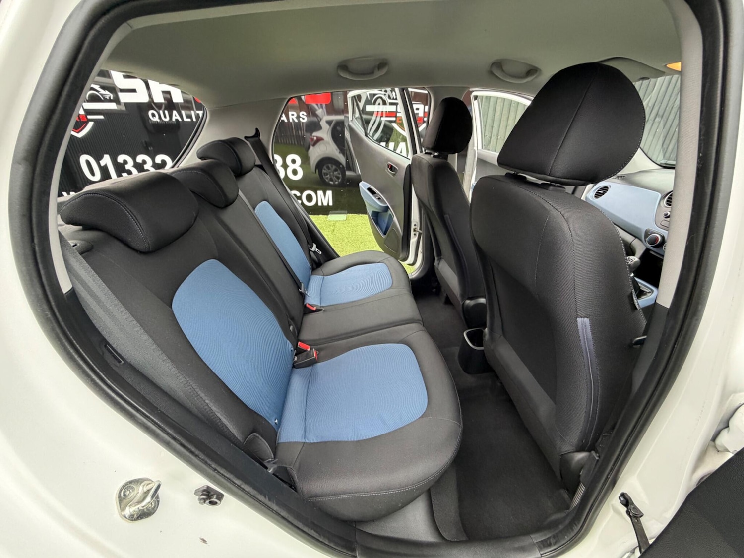 Used Hyundai i10 2014 for sale - 77305079: Photo 33