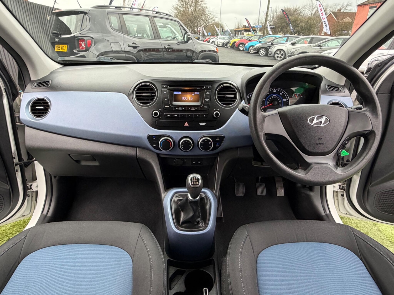 Used Hyundai i10 2014 for sale - 77305079: Photo 37