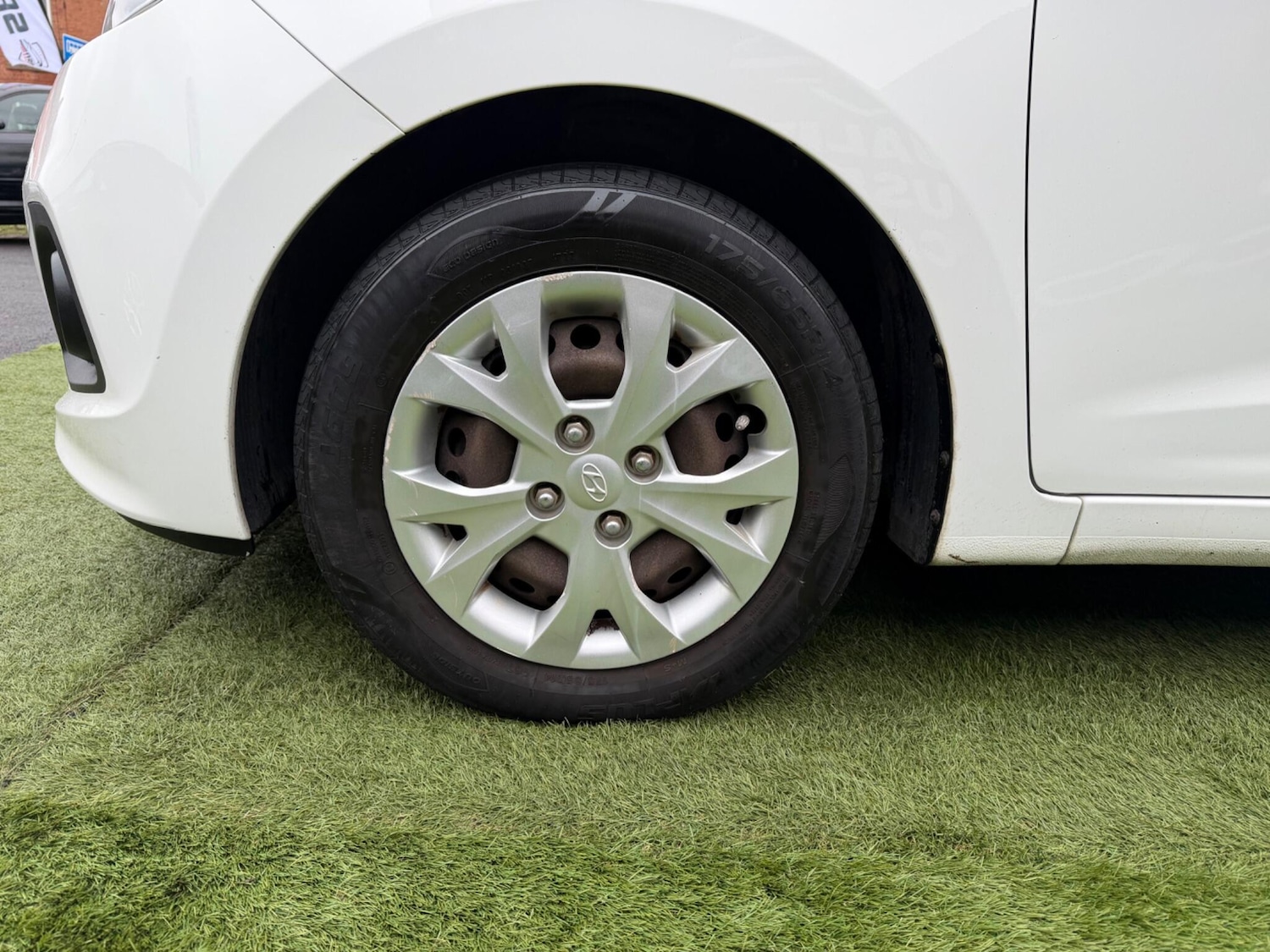 Used Hyundai i10 2014 for sale - 77305079: Photo 42