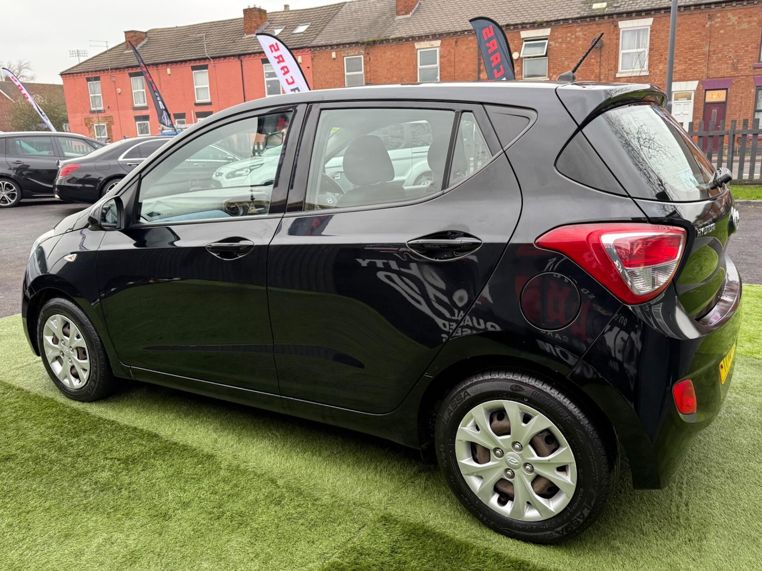 Used Hyundai i10 2015 for sale - 77040900: Photo 16