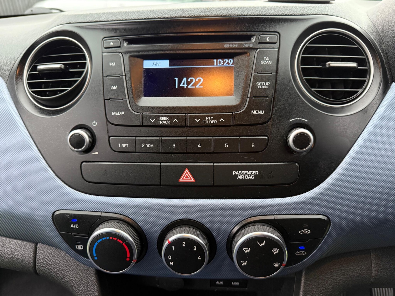 Used Hyundai i10 2015 for sale - 77040900: Photo 20