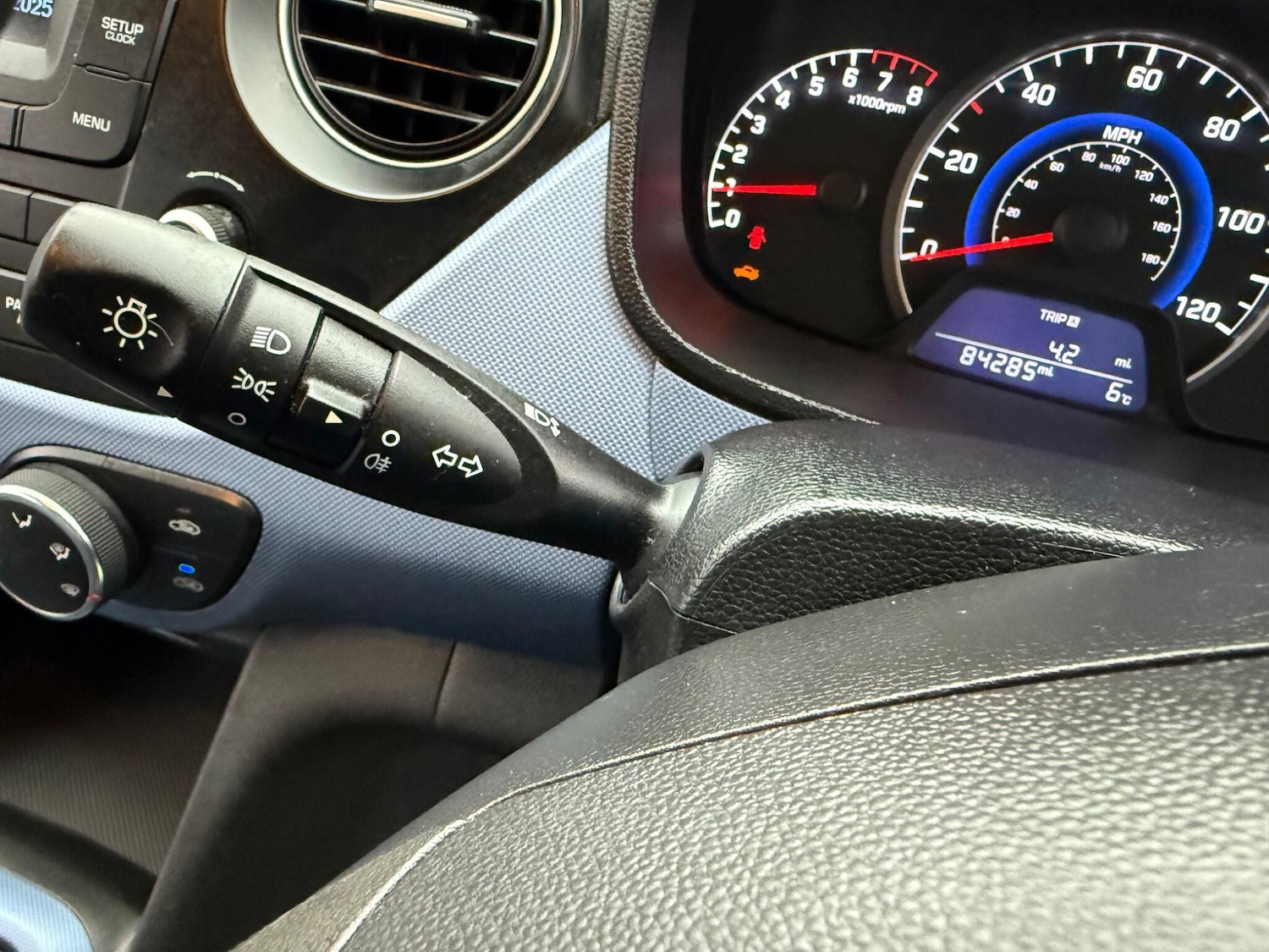 Used Hyundai i10 2015 for sale - 77040900: Photo 23