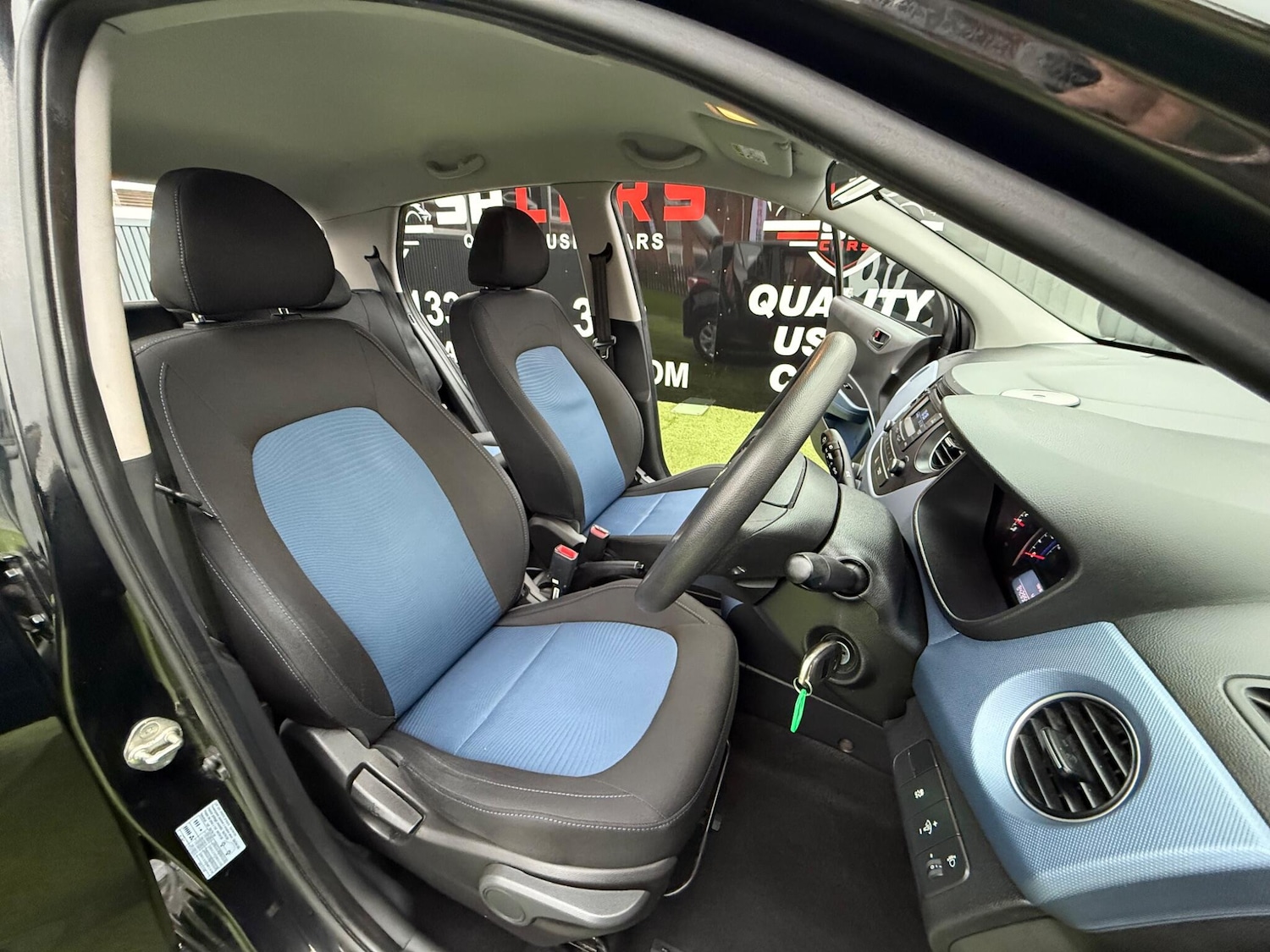 Used Hyundai i10 2015 for sale - 77040900: Photo 29