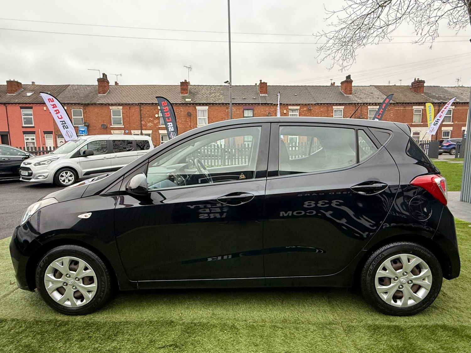 Used Hyundai i10 2015 for sale - 77040900: Photo 8