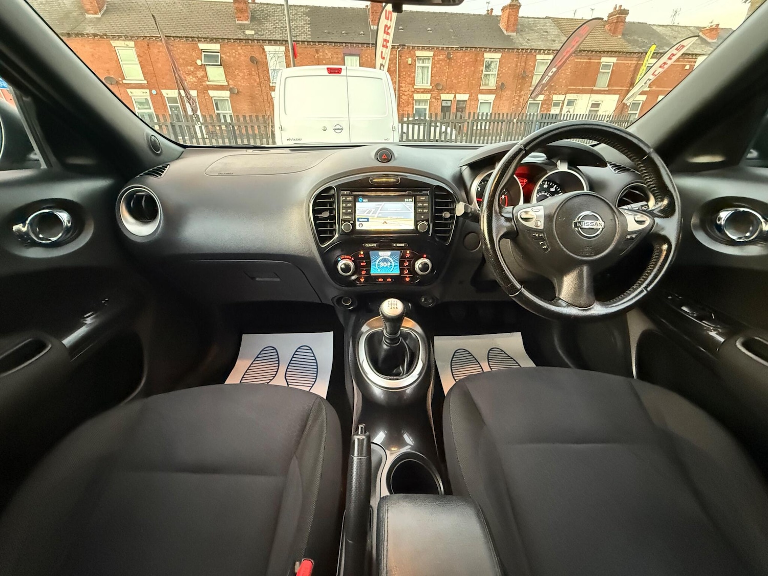 Used Nissan Juke 2014 for sale - 76703609: Photo 2