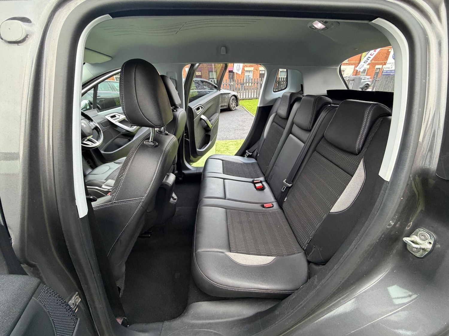 Used Peugeot 2008 2014 for sale - 77190555: Photo 23