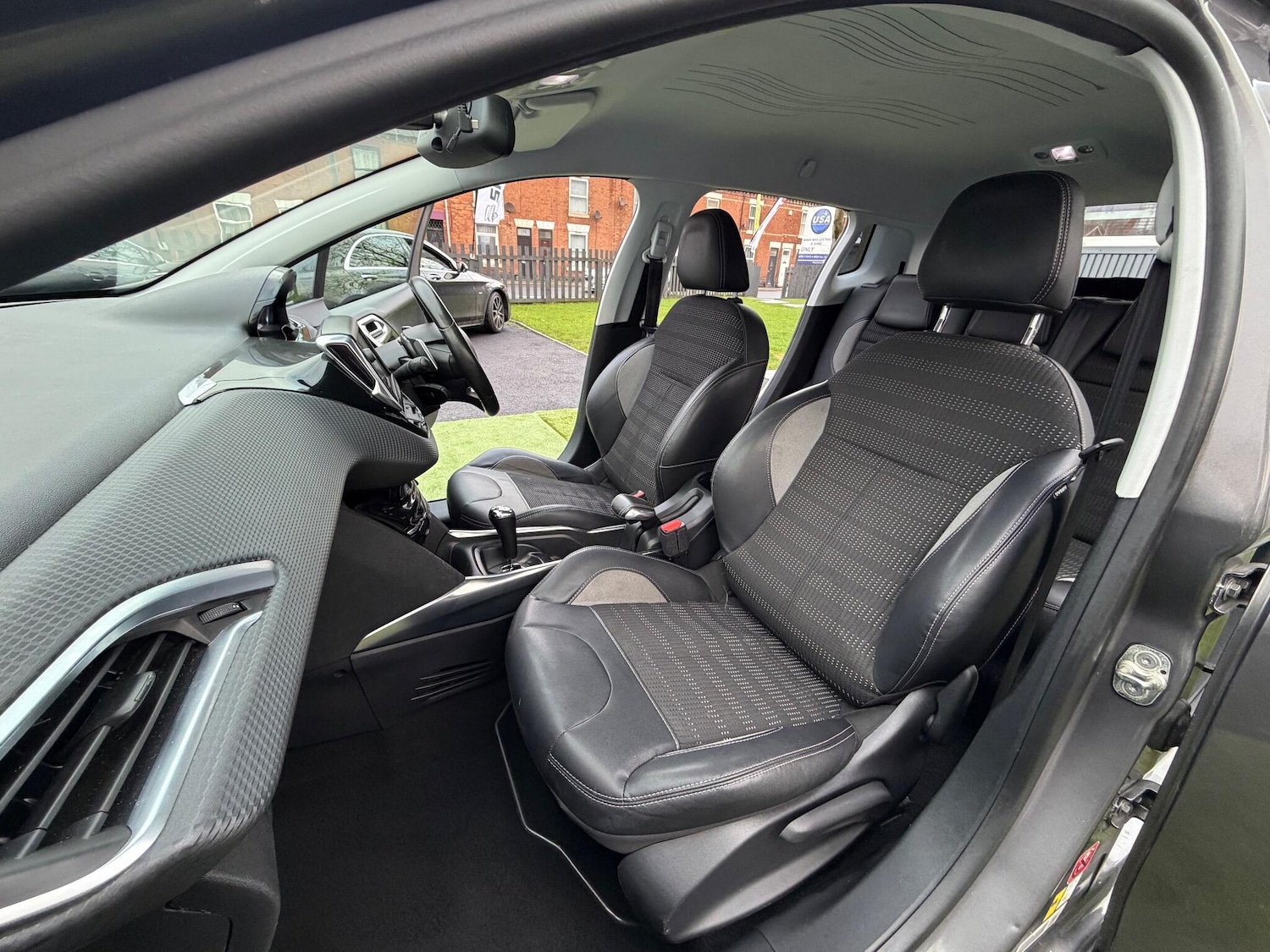 Used Peugeot 2008 2014 for sale - 77190555: Photo 25