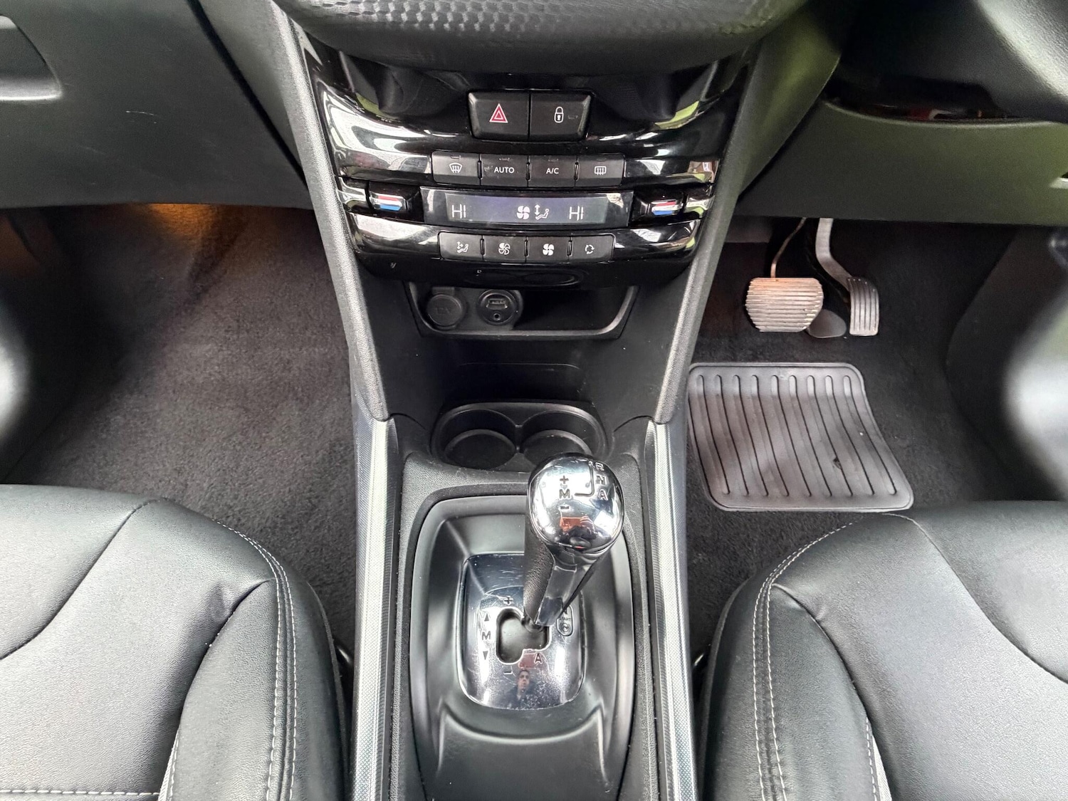 Used Peugeot 2008 2014 for sale - 77190555: Photo 30