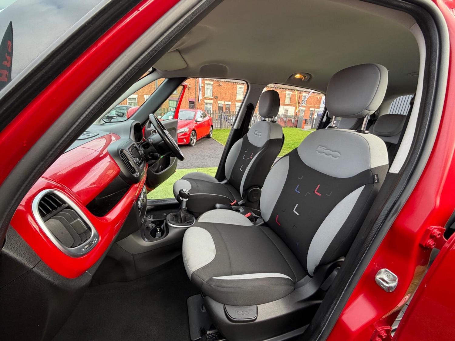 Used Fiat 500L 2018 for sale - 77658813: Photo 30