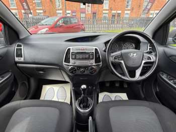 Used Hyundai i20 2013 for sale - 74477887: Photo