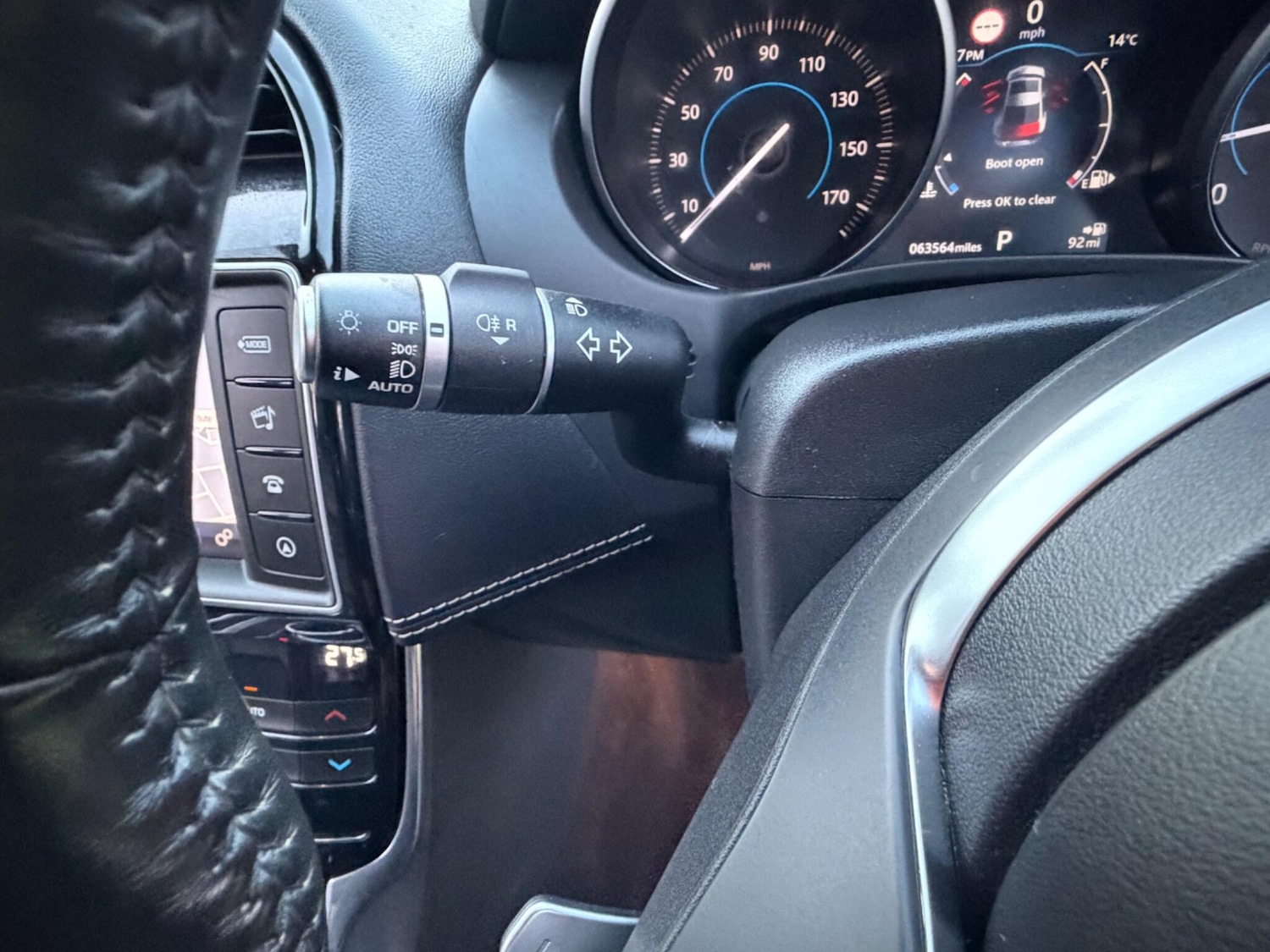 Used Jaguar XE for sale - 77768076: Photo 24