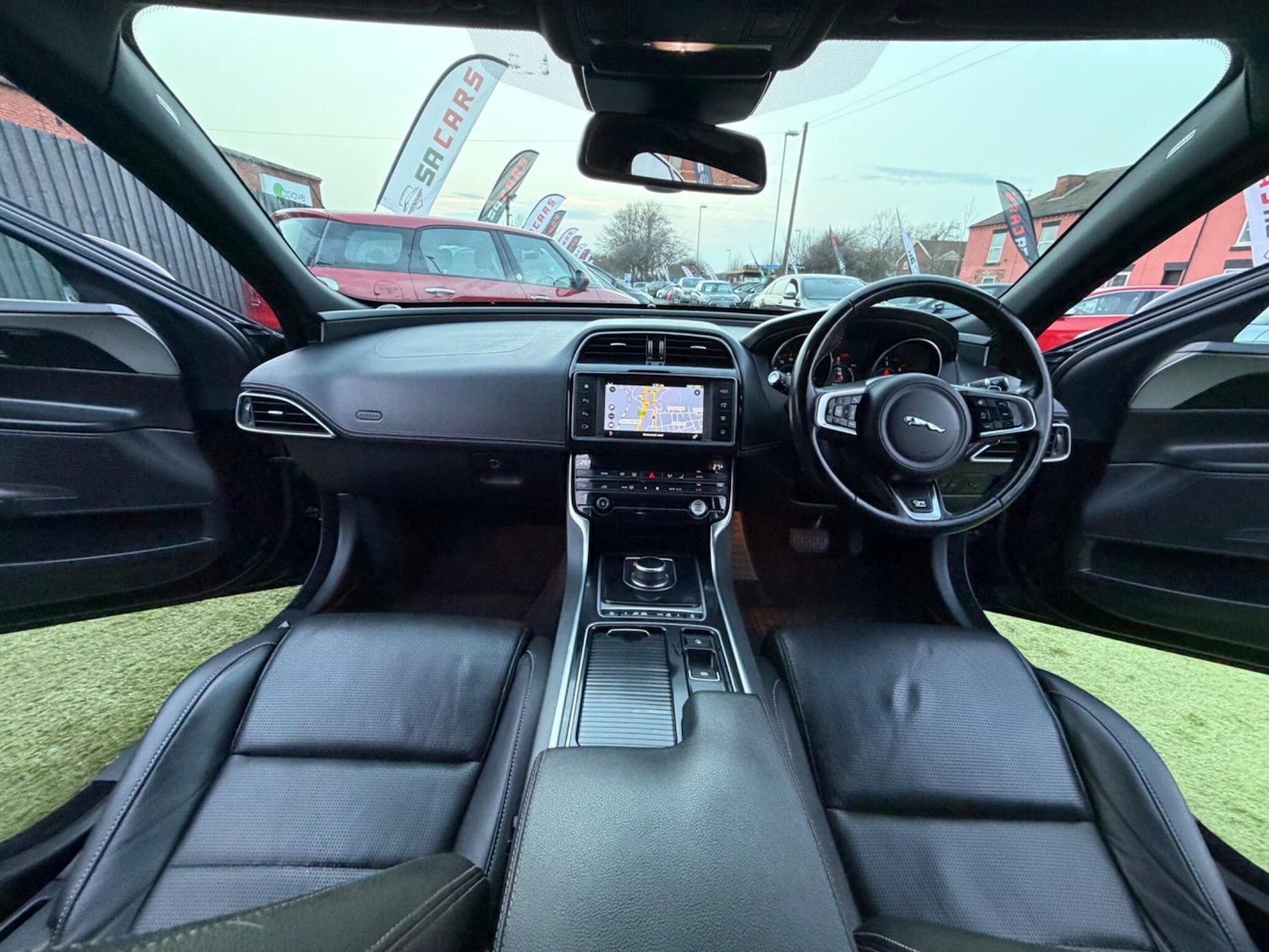 Used Jaguar XE for sale - 77768076: Photo 41