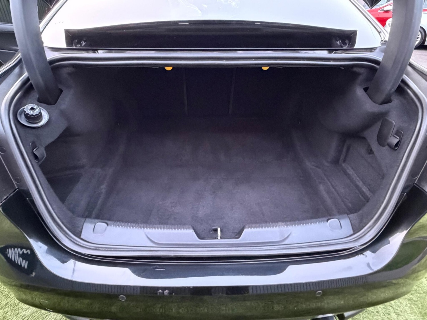 Used Jaguar XE for sale - 77768076: Photo 47