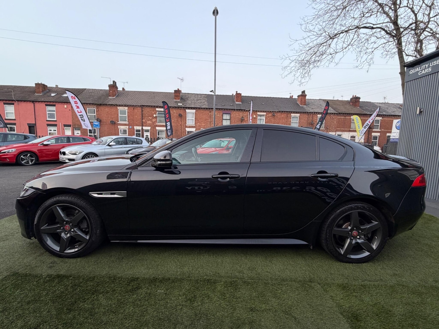 Used Jaguar XE for sale - 77768076: Photo 8