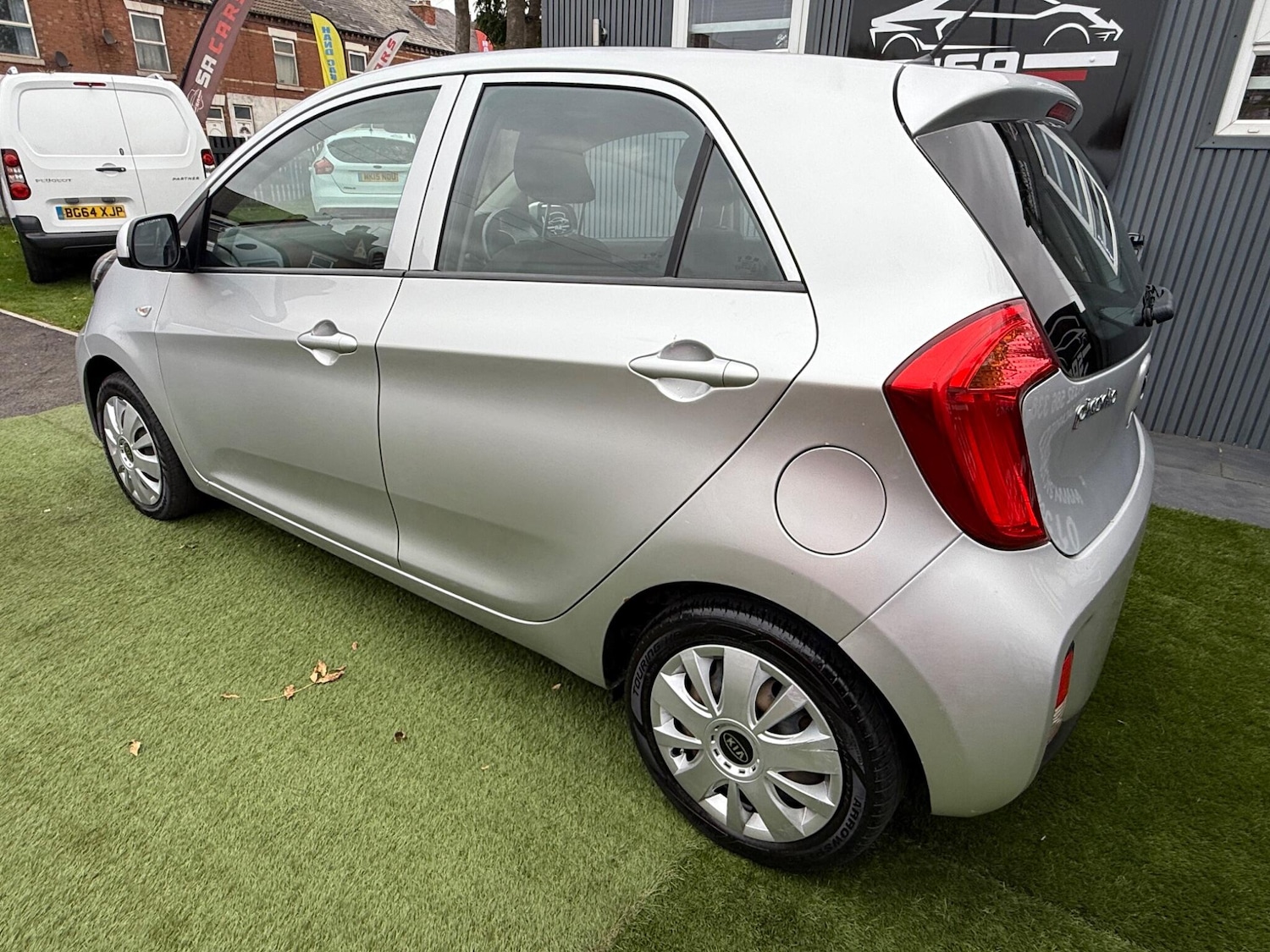 Used Kia Picanto 2016 for sale - 76703596: Photo 17