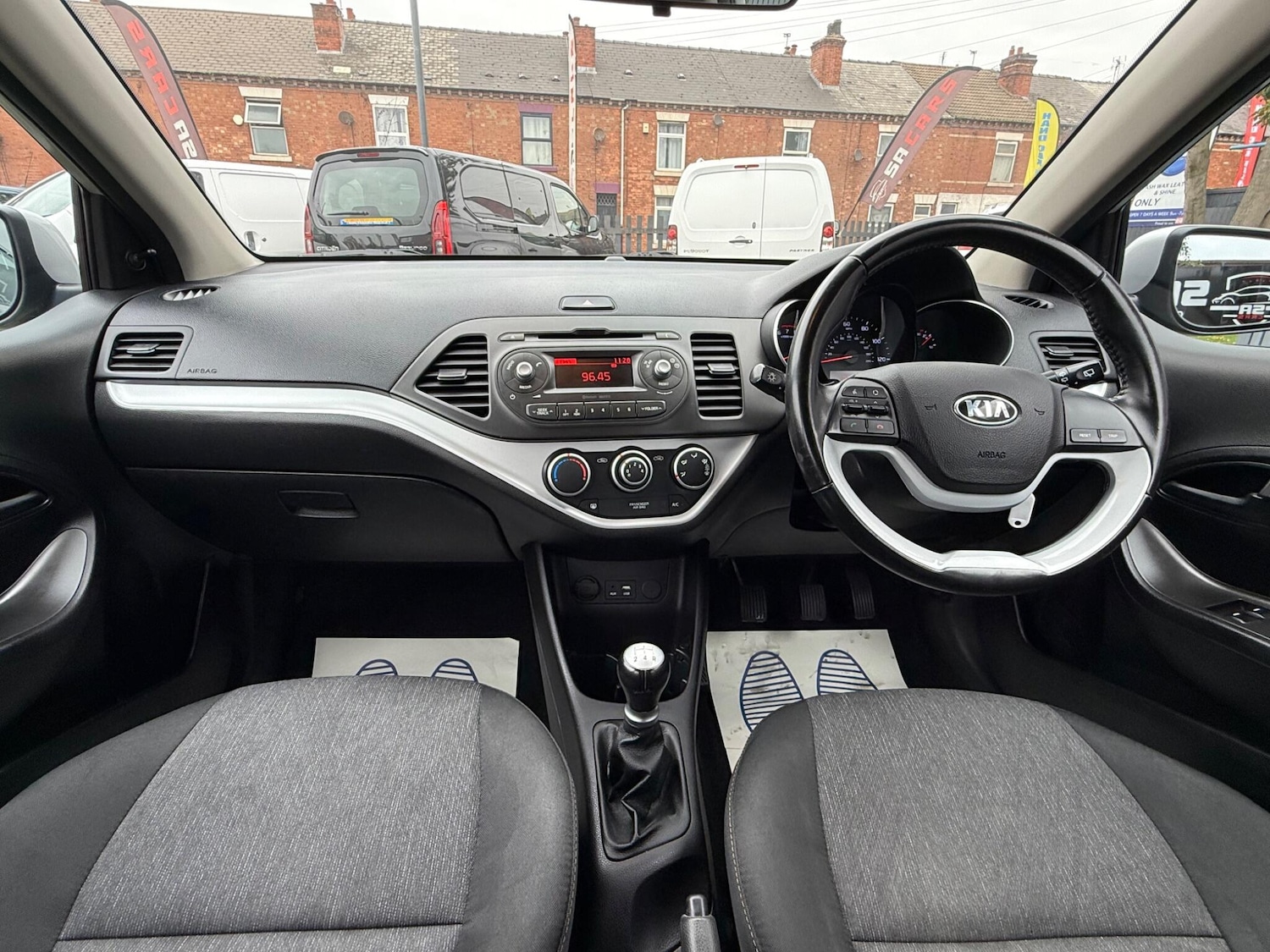 Used Kia Picanto 2016 for sale - 76703596: Photo 2