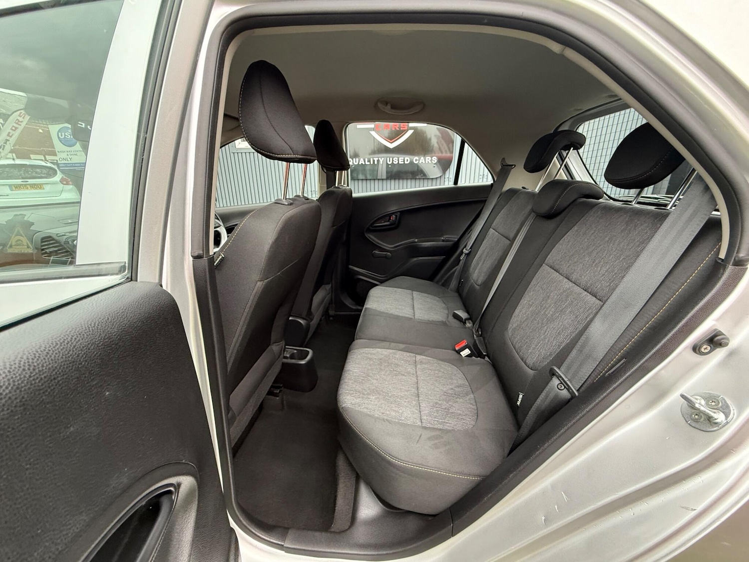 Used Kia Picanto 2016 for sale - 76703596: Photo 40