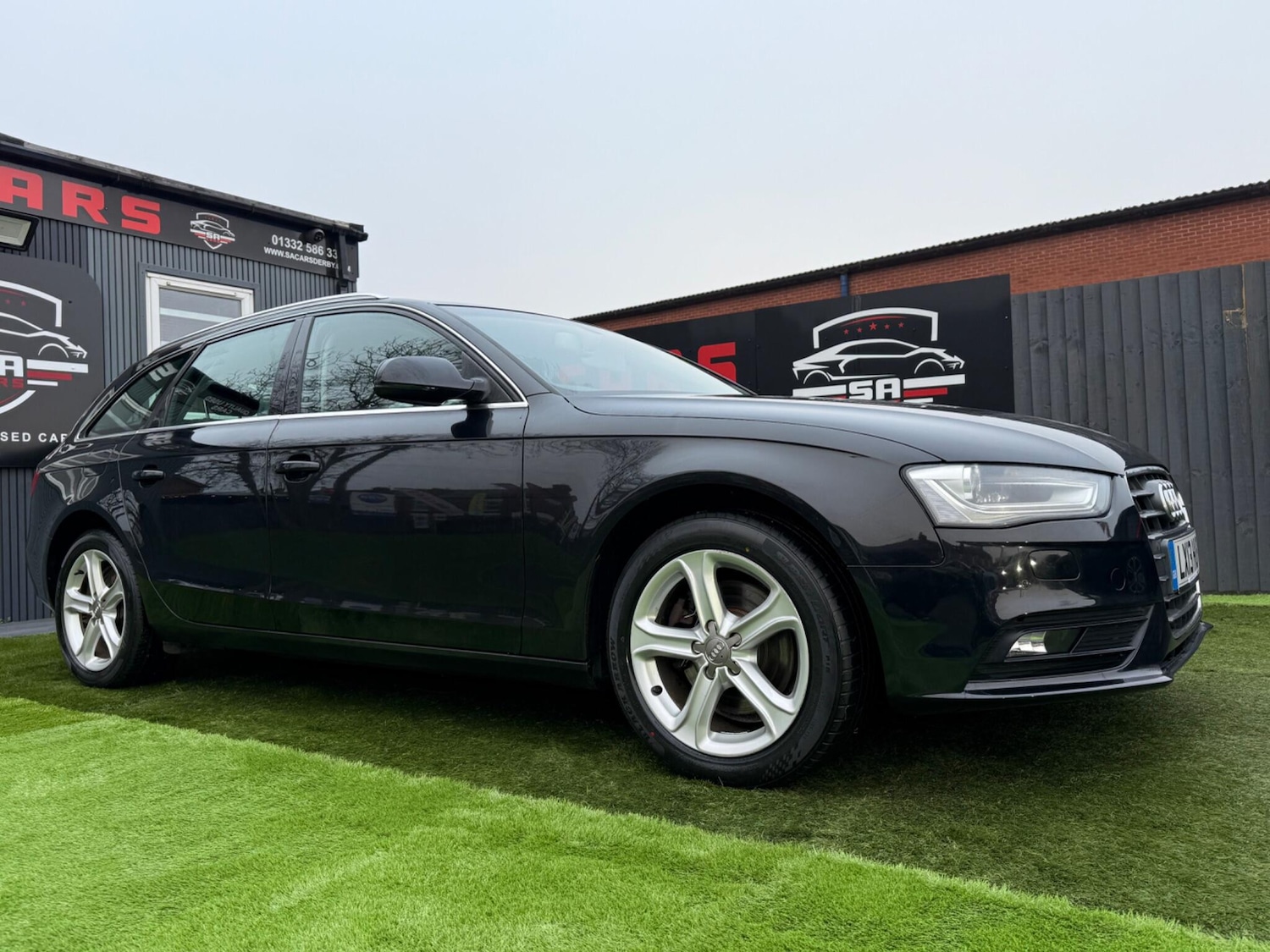 Used Audi A4 2013 for sale - 76801735: Photo 10