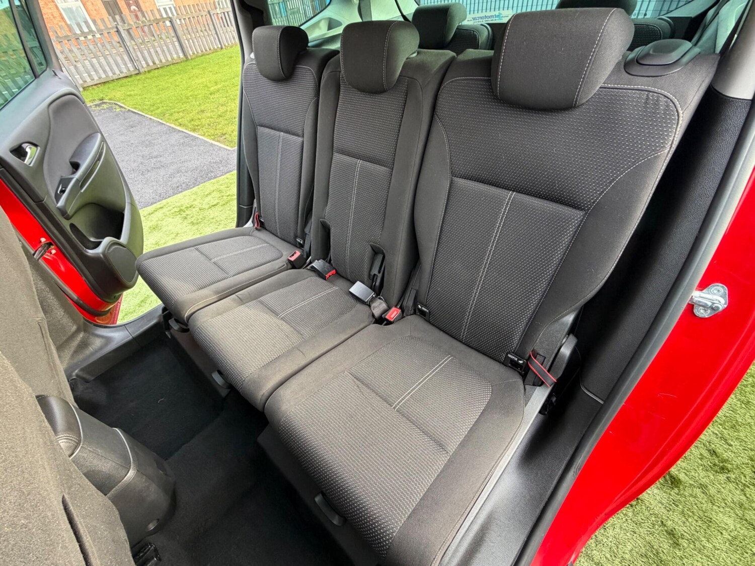 Used Vauxhall Zafira 2013 for sale - 77484178: Photo 32