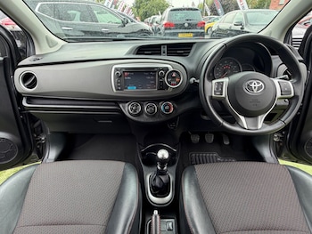 Used Toyota Yaris 2013 for sale - 78623094: Photo
