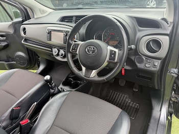 Used Toyota Yaris 2013 for sale - 78623094: Photo