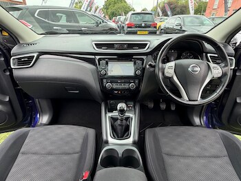 Used Nissan Qashqai 2017 for sale - 78609102: Photo