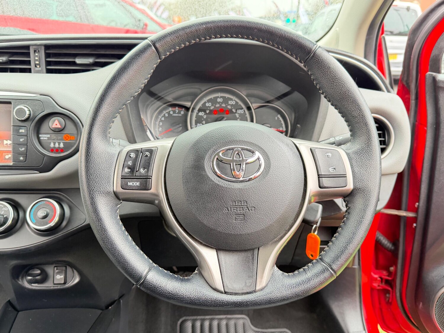 Used Toyota Yaris 2016 for sale - 77479191: Photo 19