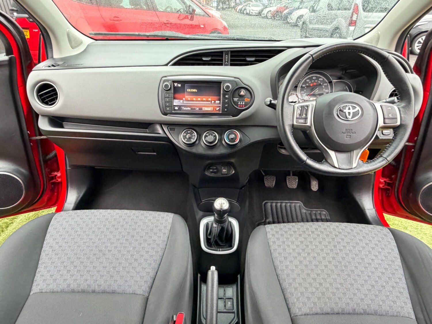 Used Toyota Yaris 2016 for sale - 77479191: Photo 40