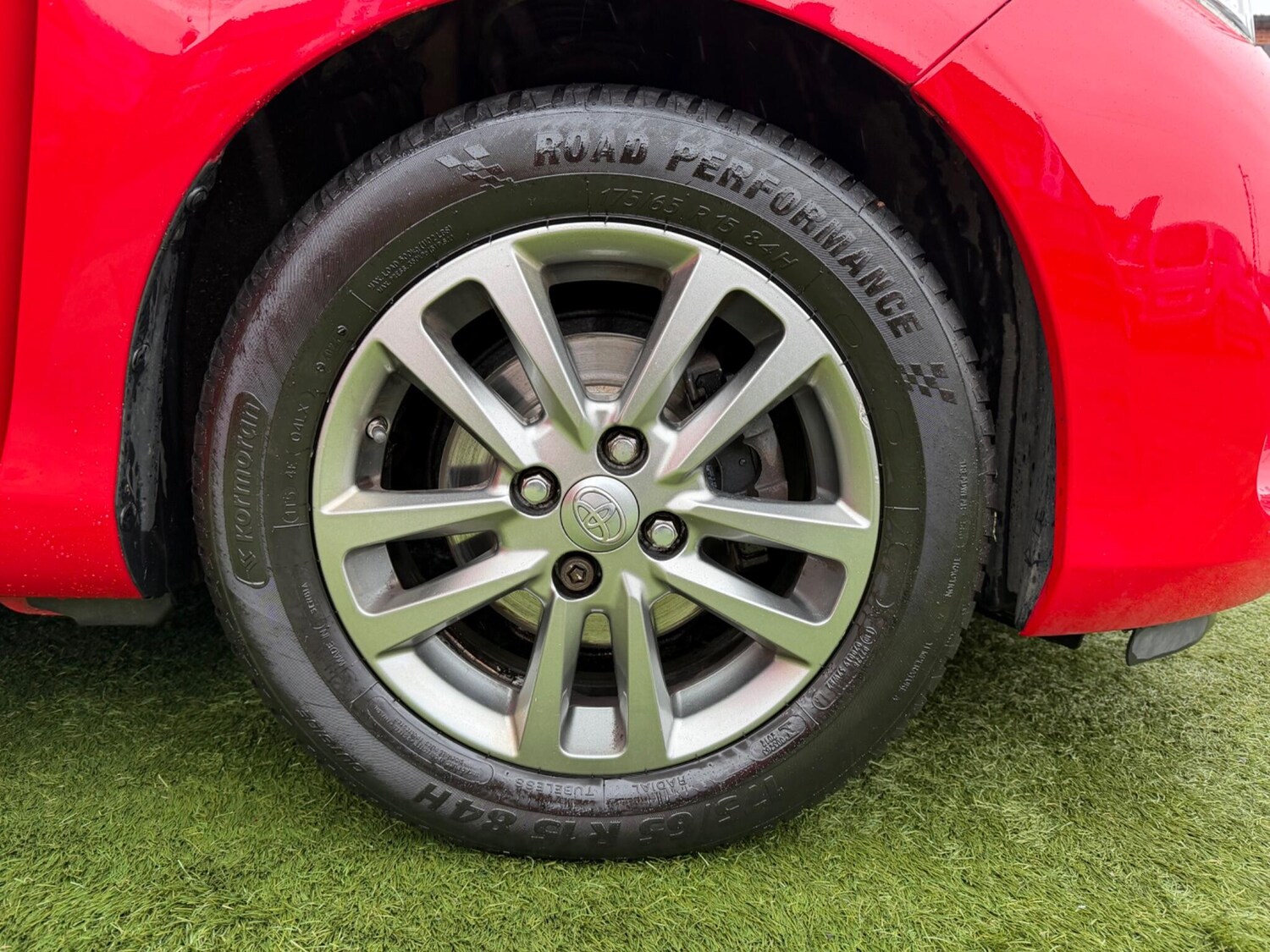 Used Toyota Yaris 2016 for sale - 77479191: Photo 45