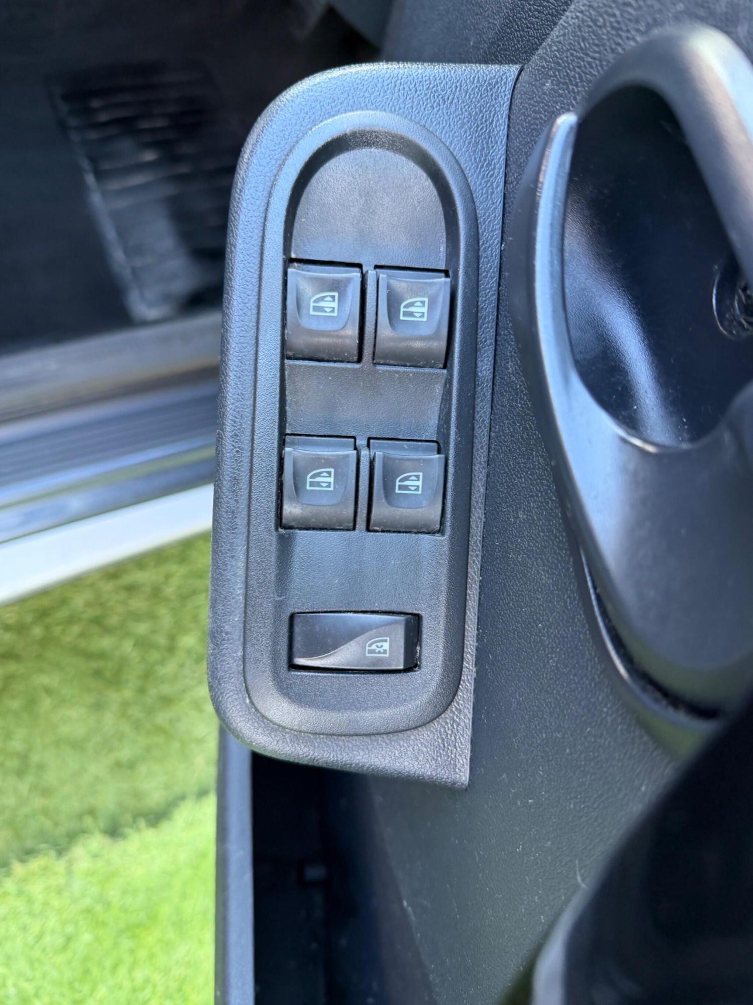 Used Dacia Duster 2015 for sale - 77315186: Photo 26