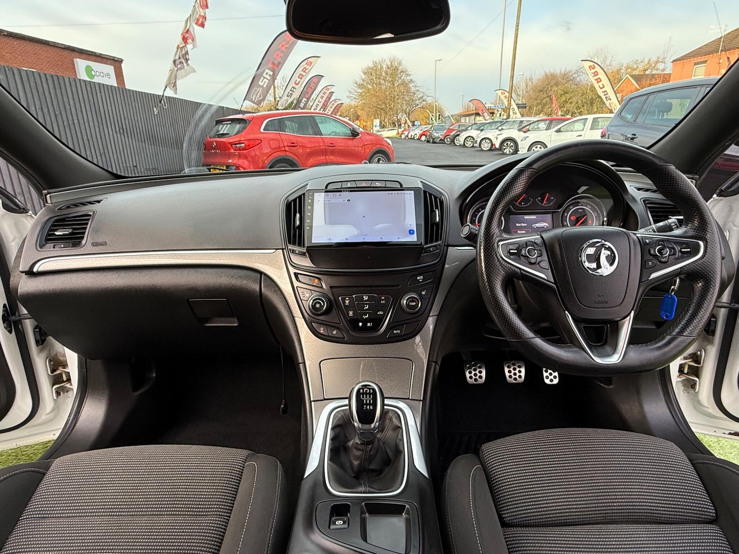 Used Vauxhall Insignia 2015 for sale - 76832483: Photo 2