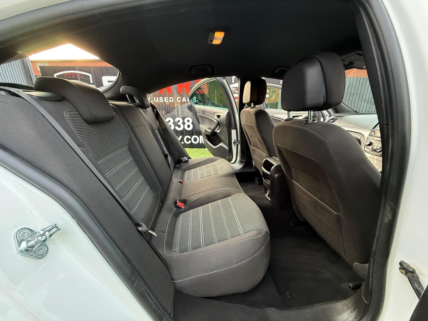 Used Vauxhall Insignia 2015 for sale - 76832483: Photo 33