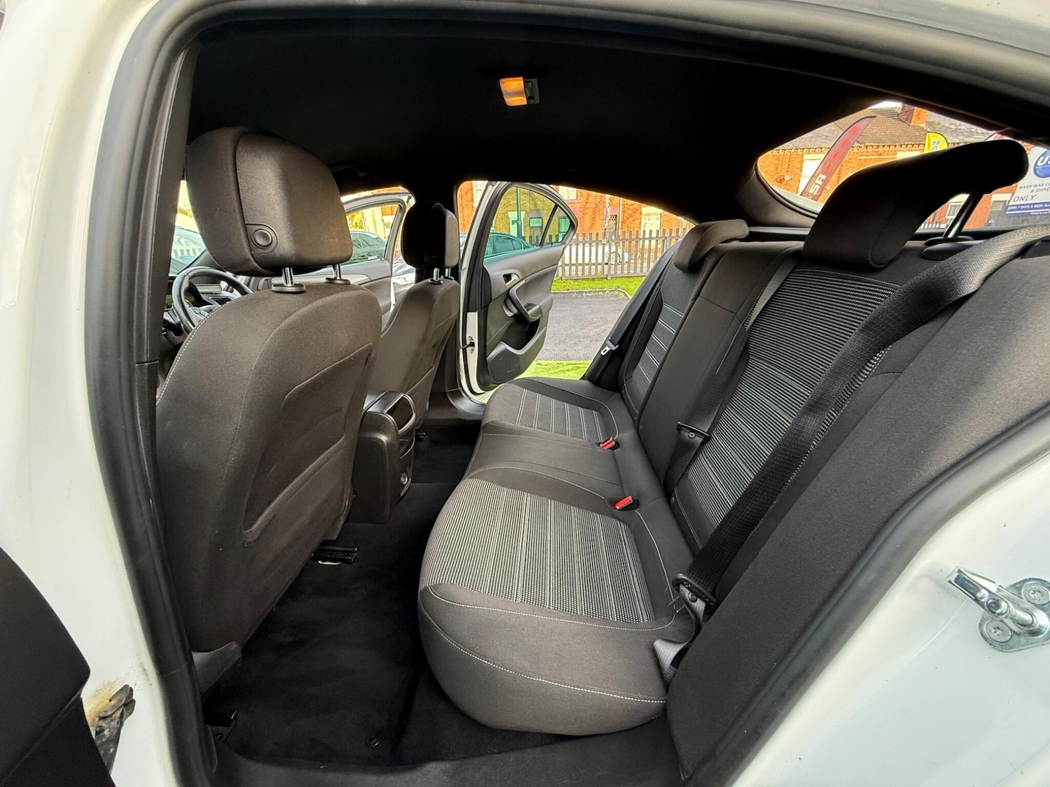 Used Vauxhall Insignia 2015 for sale - 76832483: Photo 34