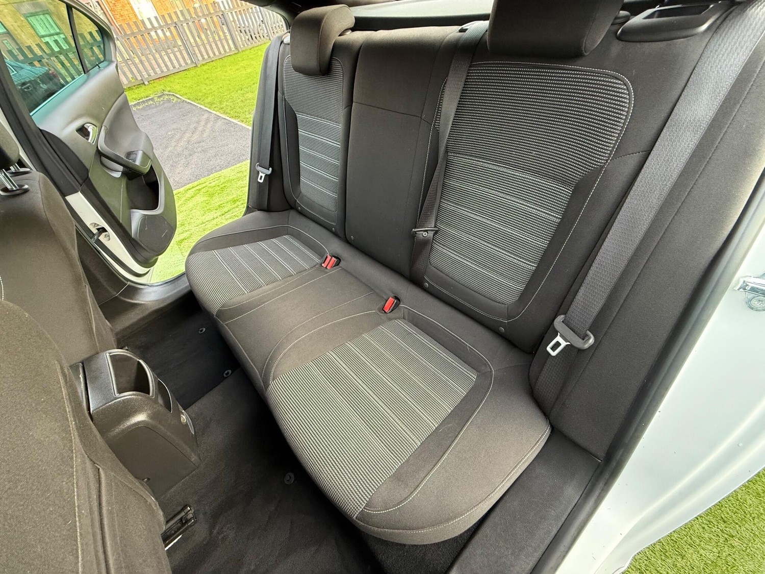 Used Vauxhall Insignia 2015 for sale - 76832483: Photo 36