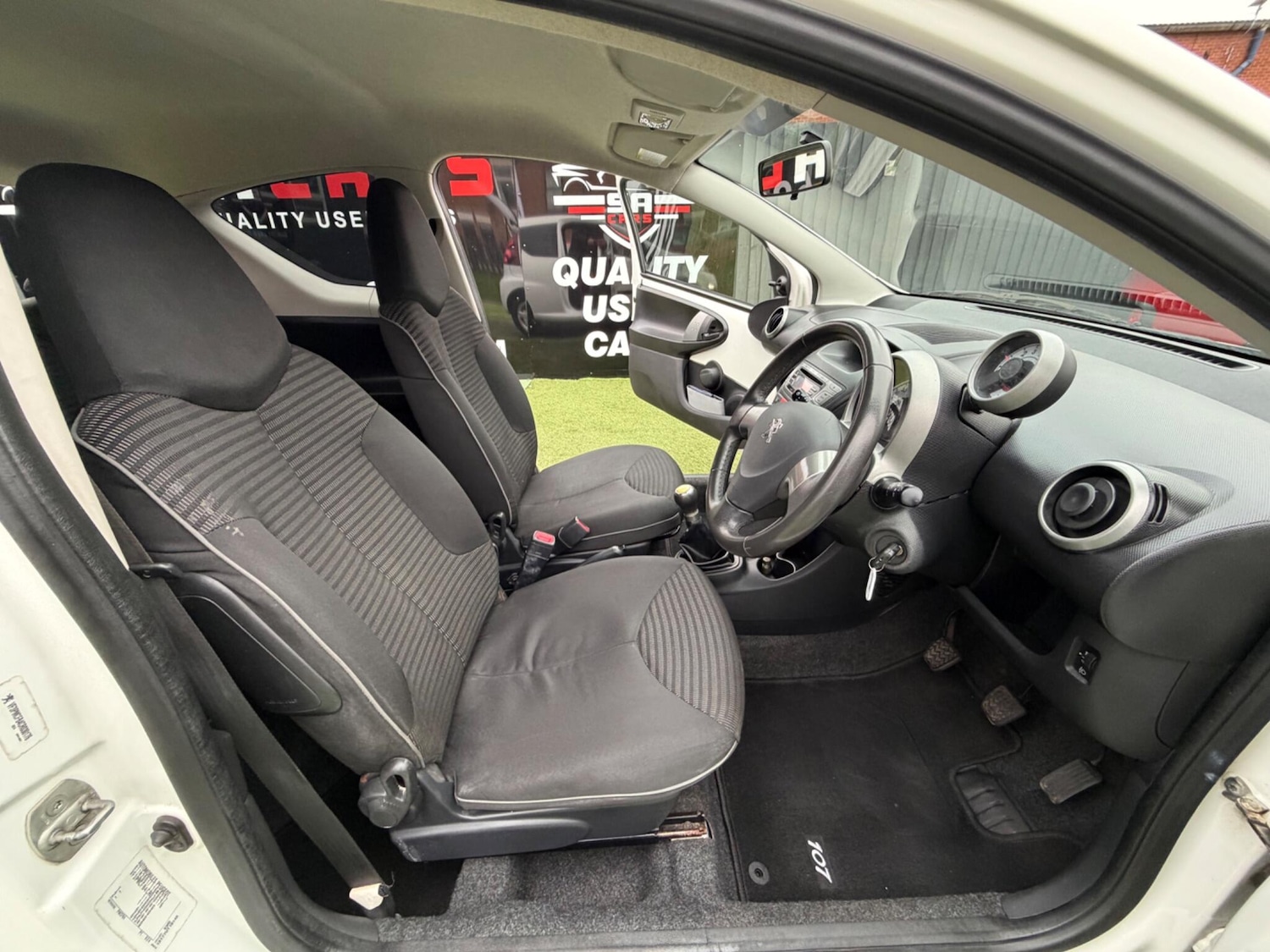 Used Peugeot 107 2013 for sale - 77783371: Photo 23