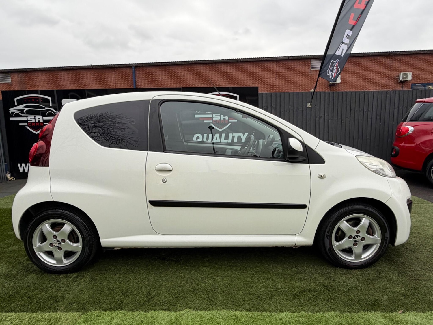 Used Peugeot 107 2013 for sale - 77783371: Photo 7